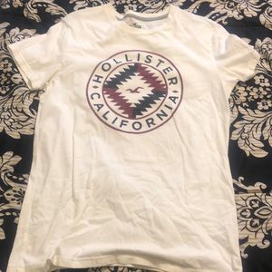Hollister t-shirt